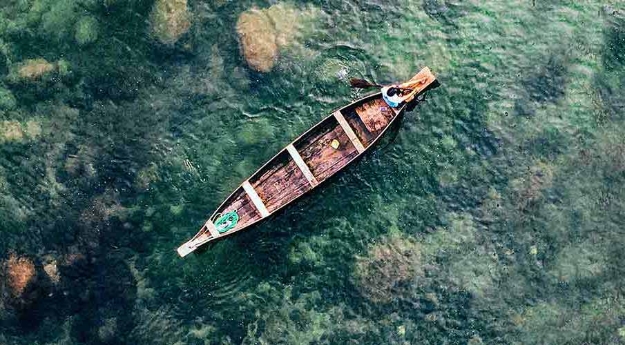 Meghalaya Tourism - "Commonly known as "the crystal clear water of  Shnongpdeng river in Meghalaya". In the #Umngot River, you can see people  fishing, camping next to the river, dive into the